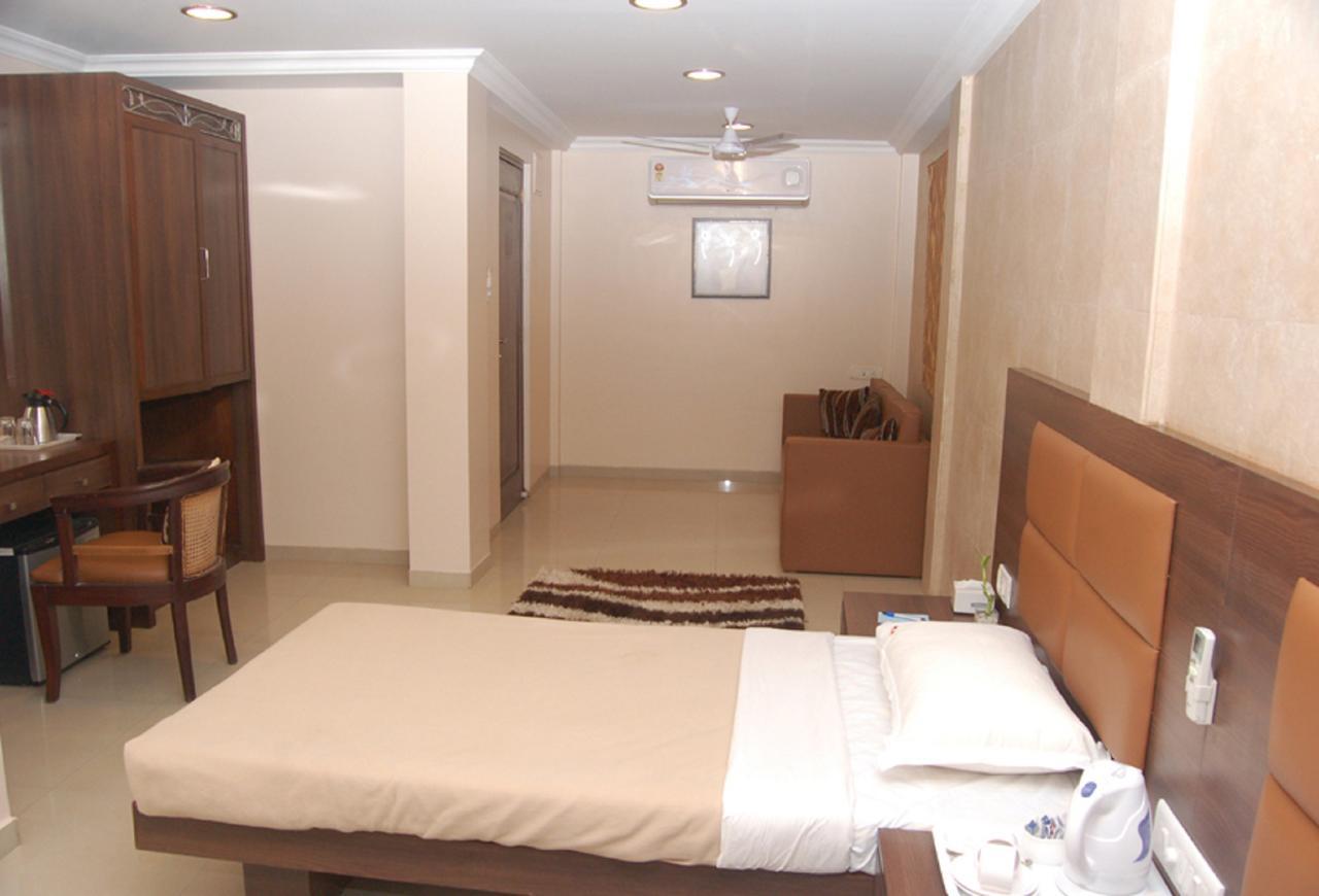 Haredia Hotel Mumbai Kültér fotó